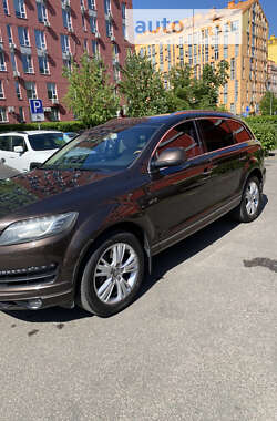 Внедорожник / Кроссовер Audi Q7 2012 в Киеве