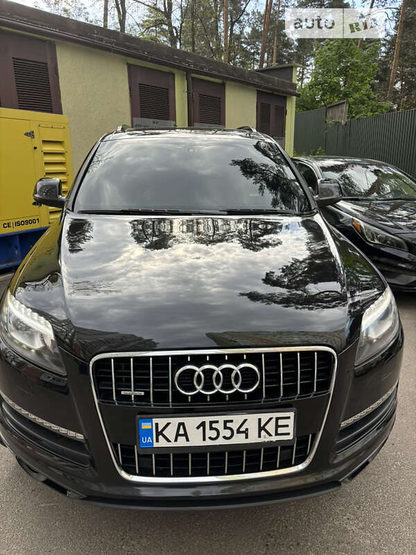 Внедорожник / Кроссовер Audi Q7 2013 в Киеве