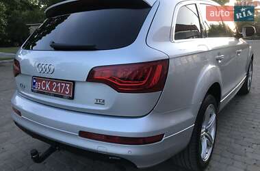 Позашляховик / Кросовер Audi Q7 2011 в Луцьку