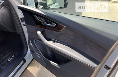 Внедорожник / Кроссовер Audi Q7 2019 в 