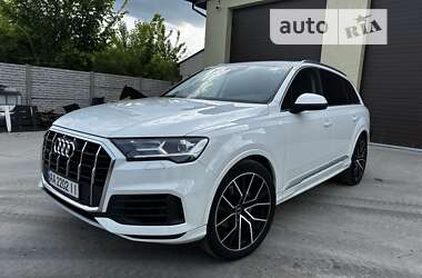 Внедорожник / Кроссовер Audi Q7 2020 в Киеве