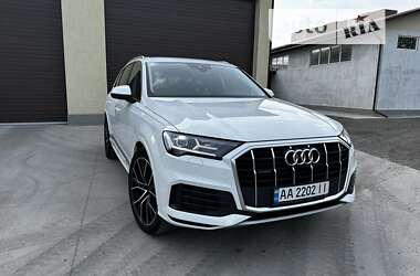 Внедорожник / Кроссовер Audi Q7 2020 в Киеве