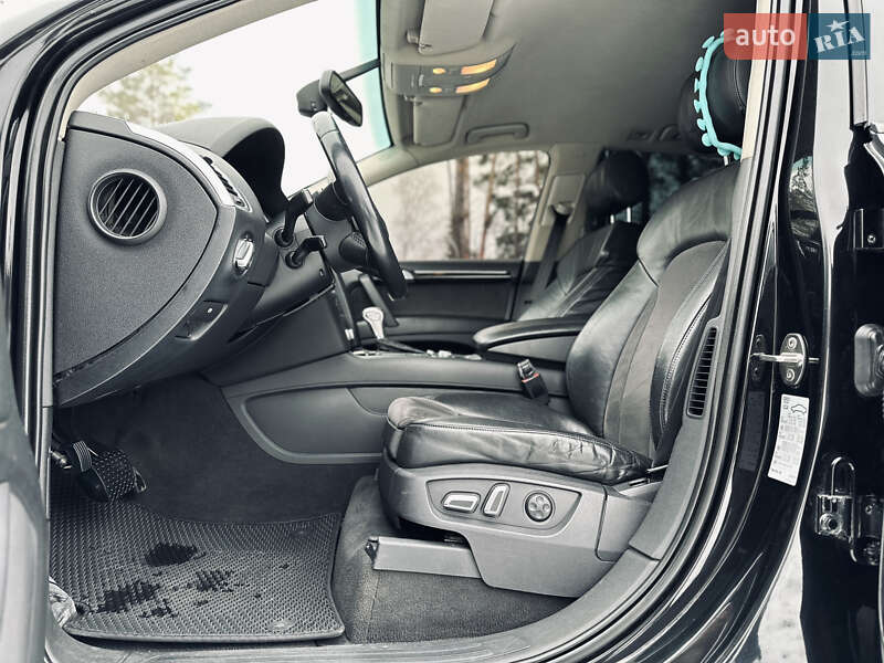 Позашляховик / Кросовер Audi Q7 2013 в Глухові
