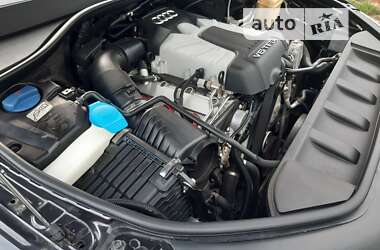 Позашляховик / Кросовер Audi Q7 2015 в 