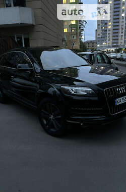 Позашляховик / Кросовер Audi Q7 2013 в Києві