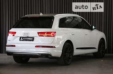 Внедорожник / Кроссовер Audi Q7 2018 в Киеве