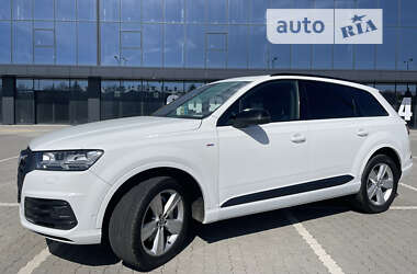 Позашляховик / Кросовер Audi Q7 2017 в Львові