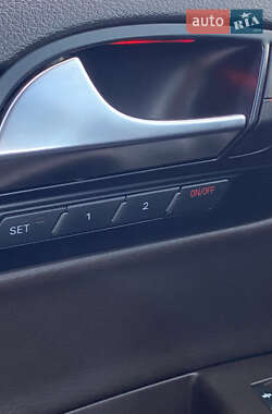 Внедорожник / Кроссовер Audi Q7 2012 в 
