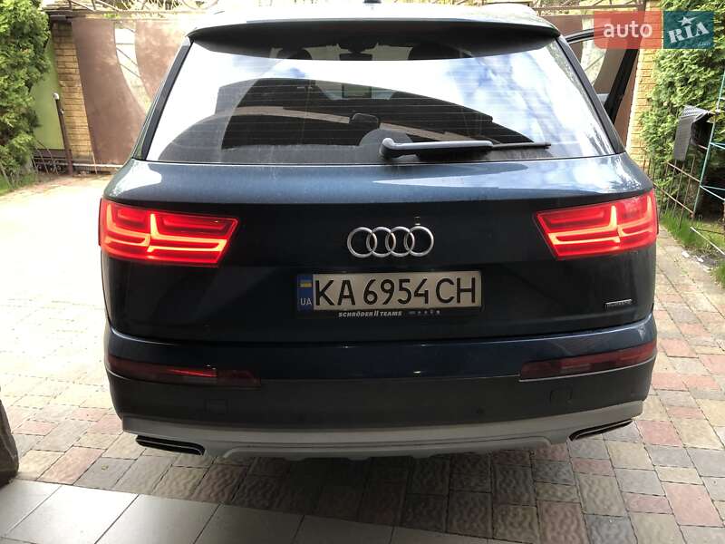 Внедорожник / Кроссовер Audi Q7 2018 в Киеве