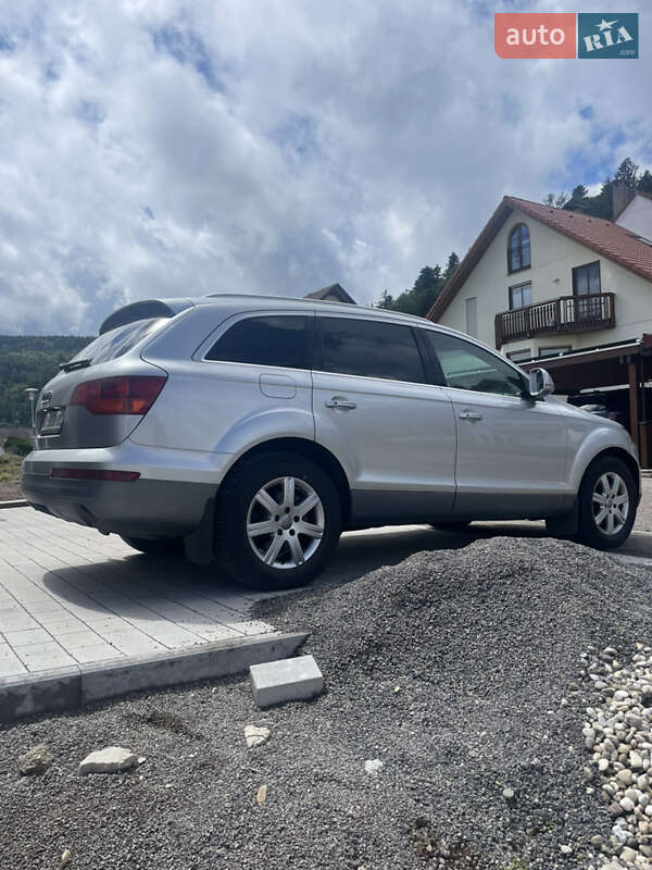 Позашляховик / Кросовер Audi Q7 2006 в Києві