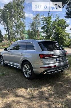 Позашляховик / Кросовер Audi Q7 2020 в Києві