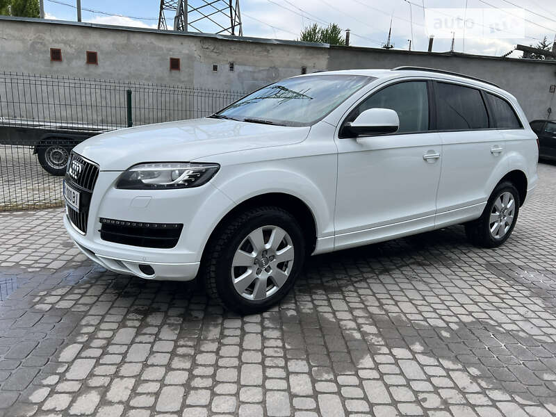 Внедорожник / Кроссовер Audi Q7 2013 в Тернополе