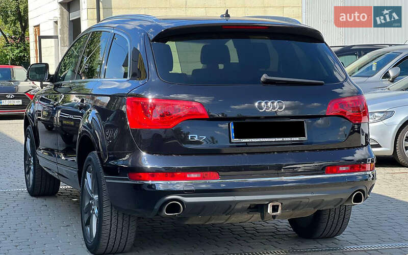Позашляховик / Кросовер Audi Q7 2013 в Львові