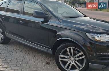 Внедорожник / Кроссовер Audi Q7 2012 в 