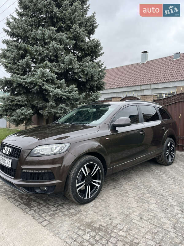 Внедорожник / Кроссовер Audi Q7 2011 в Днепре