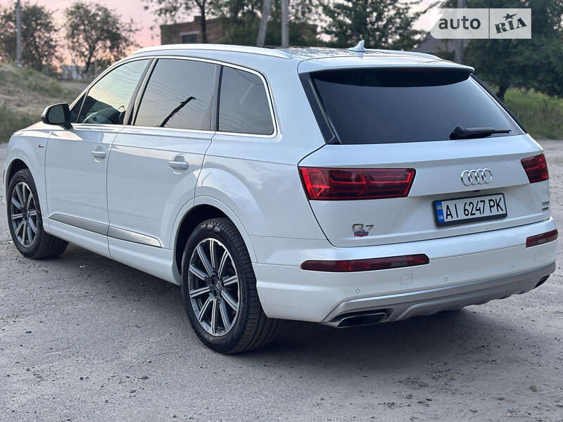 Внедорожник / Кроссовер Audi Q7 2016 в Фастове