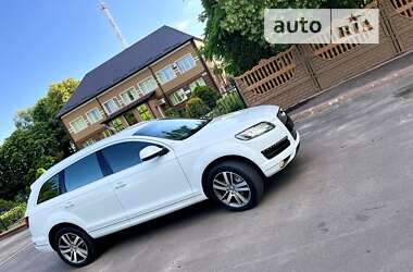 Внедорожник / Кроссовер Audi Q7 2013 в Дубно