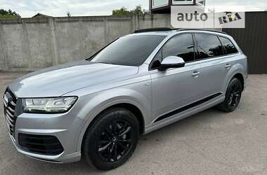 Позашляховик / Кросовер Audi Q7 2018 в Дніпрі