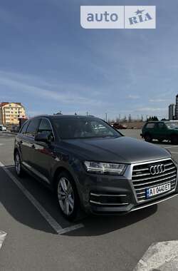 Внедорожник / Кроссовер Audi Q7 2016 в Киеве