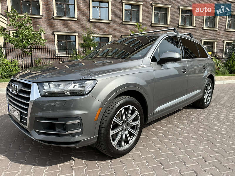 Внедорожник / Кроссовер Audi Q7 2017 в Киеве