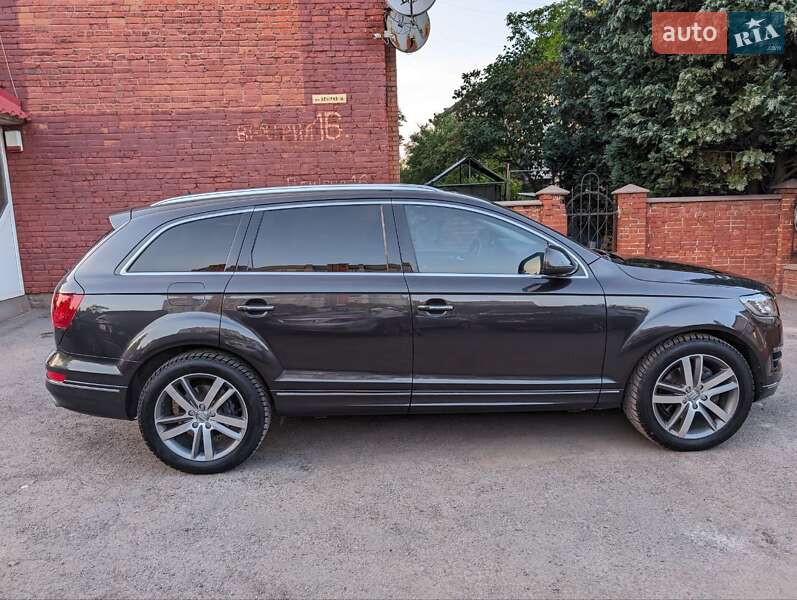 Внедорожник / Кроссовер Audi Q7 2015 в Львове