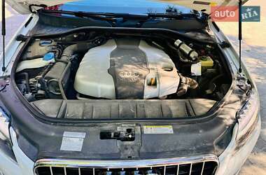 Внедорожник / Кроссовер Audi Q7 2015 в 