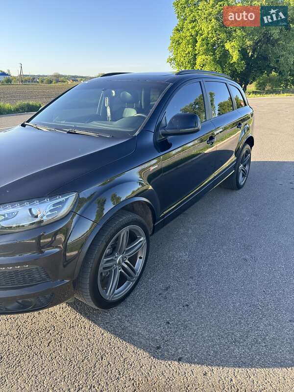 Позашляховик / Кросовер Audi Q7 2015 в Дніпрі