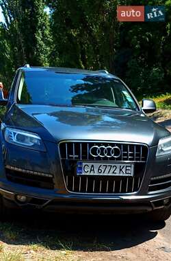 Внедорожник / Кроссовер Audi Q7 2014 в 