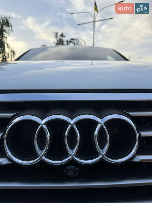Позашляховик / Кросовер Audi Q7 2015 в Ізмаїлі