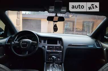 Позашляховик / Кросовер Audi Q7 2010 в Миргороді