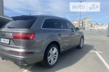 Внедорожник / Кроссовер Audi Q7 2017 в Киеве