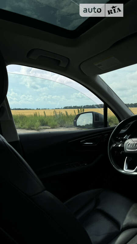 Внедорожник / Кроссовер Audi Q7 2016 в Тальном фото 26 Внедорожник / Кроссовер Audi Q7 2016 в Тальном