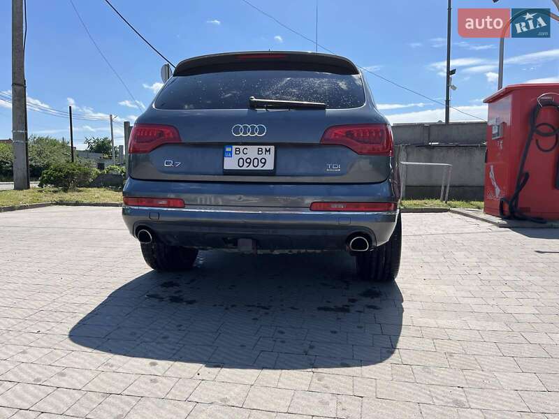 Внедорожник / Кроссовер Audi Q7 2014 в Стрые