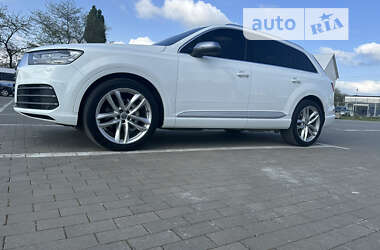 Позашляховик / Кросовер Audi Q7 2016 в Одесі