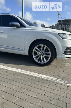 Позашляховик / Кросовер Audi Q7 2016 в Одесі