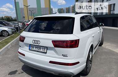 Внедорожник / Кроссовер Audi Q7 2016 в Ровно