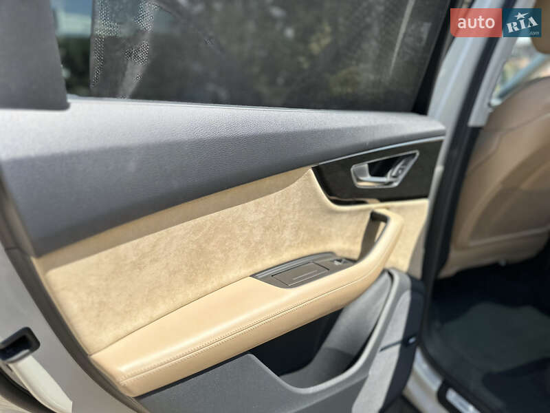 Внедорожник / Кроссовер Audi Q7 2020 в Львове