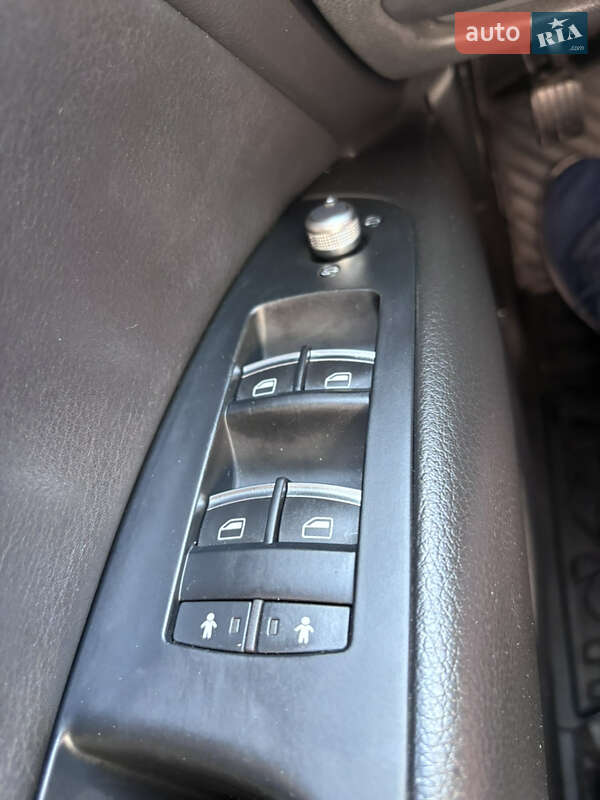 Внедорожник / Кроссовер Audi Q7 2013 в Ужгороде