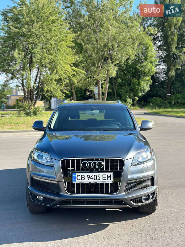 Позашляховик / Кросовер Audi Q7 2015 в Чернігові