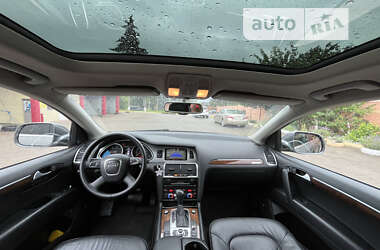 Внедорожник / Кроссовер Audi Q7 2011 в Дубно