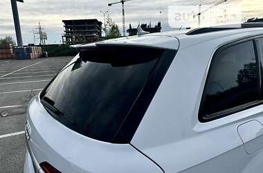 Позашляховик / Кросовер Audi Q7 2020 в Ужгороді