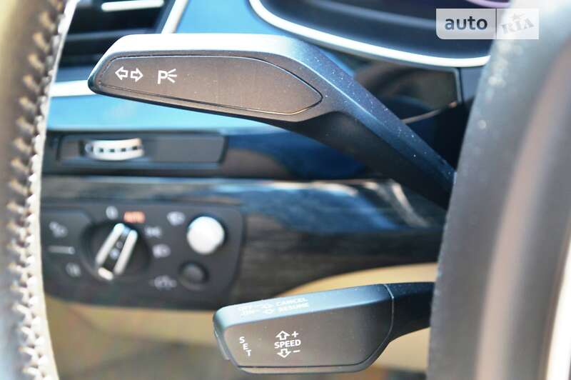 Позашляховик / Кросовер Audi Q7 2016 в Одесі