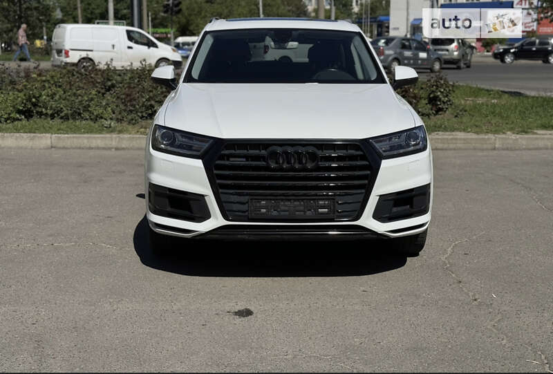 Позашляховик / Кросовер Audi Q7 2017 в Одесі