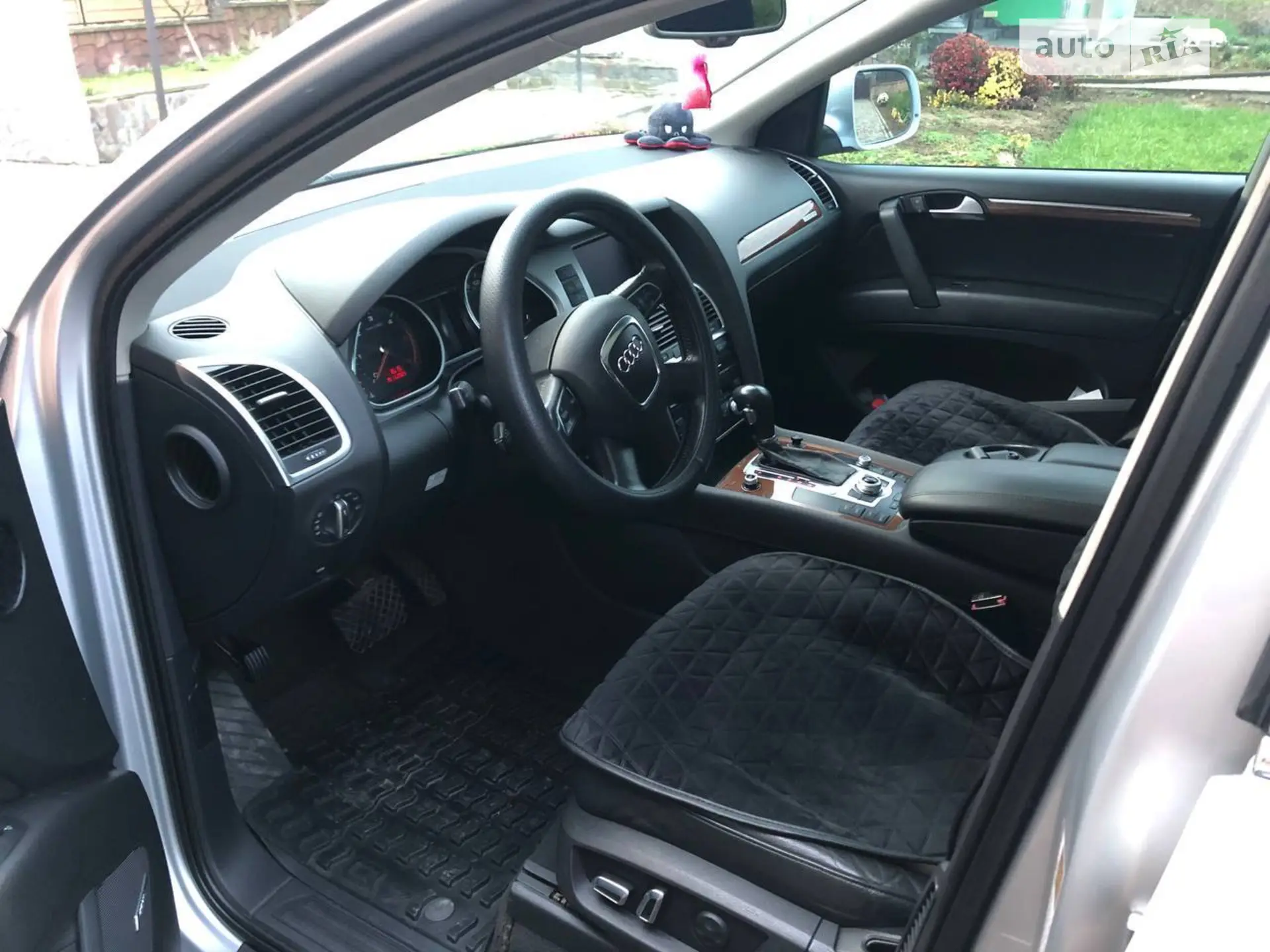 2010 Audi Q7 - мініатюра 8
