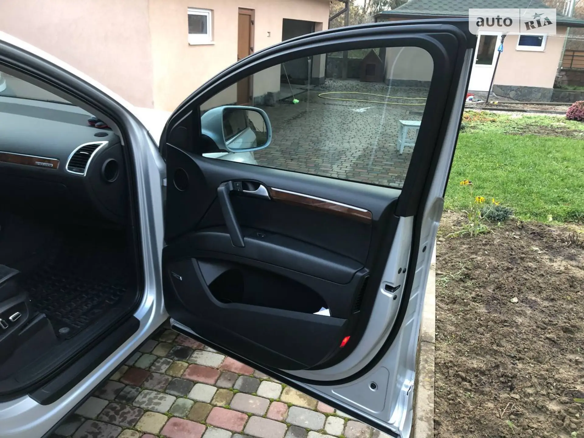 2010 Audi Q7 - мініатюра 12