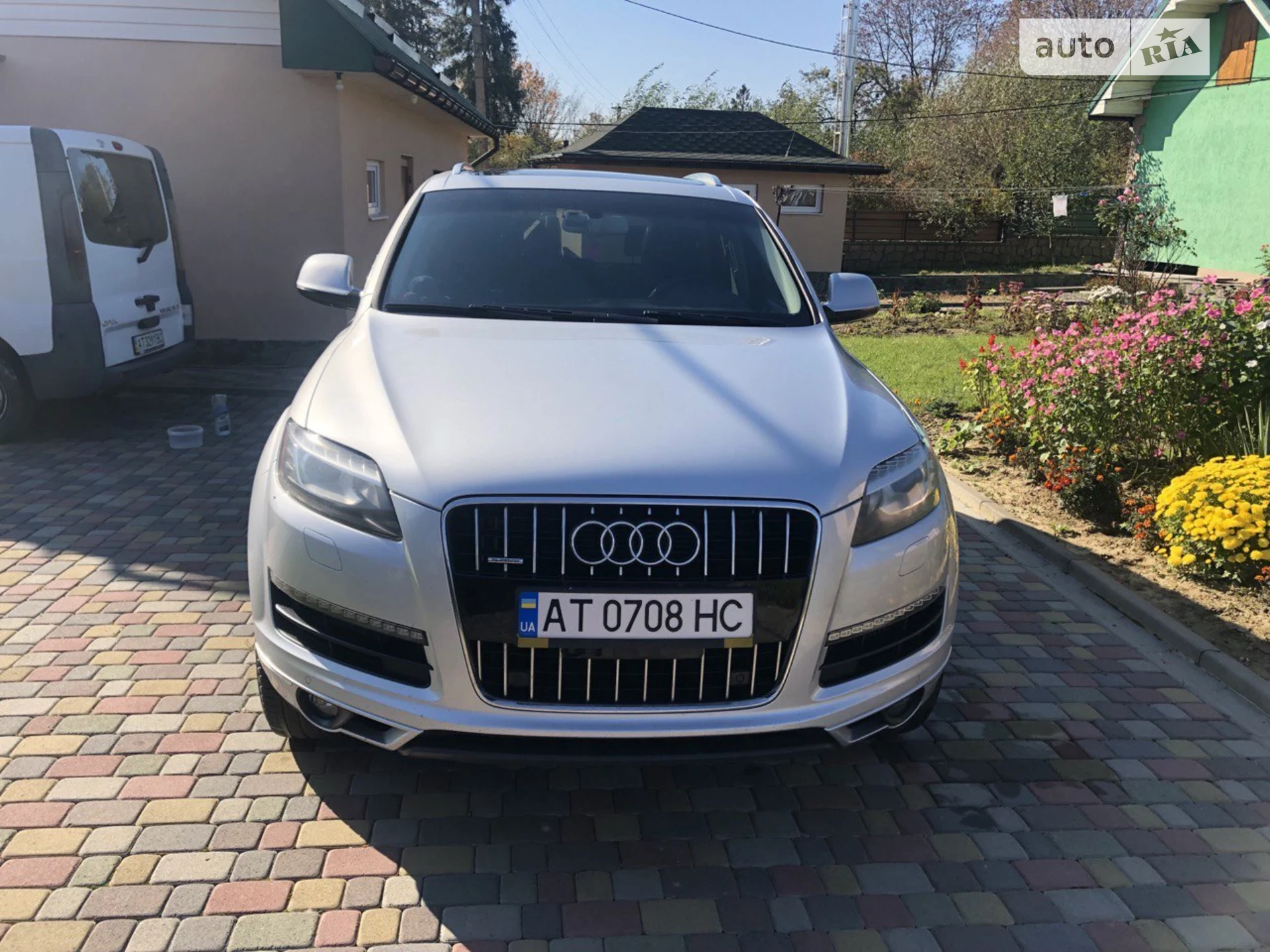 2010 Audi Q7 - мініатюра 2