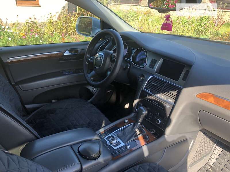 Внедорожник / Кроссовер Audi Q7 2010 в Ивано-Франковске
