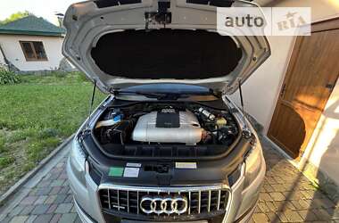 Внедорожник / Кроссовер Audi Q7 2010 в Ивано-Франковске