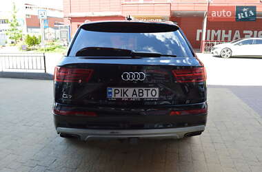 Внедорожник / Кроссовер Audi Q7 2018 в 