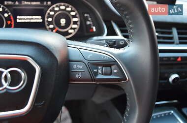 Внедорожник / Кроссовер Audi Q7 2018 в 